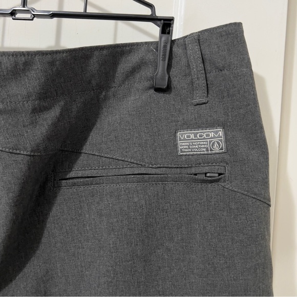 NWT Volcom Dark Grey Shorts - Picture 4 of 8
